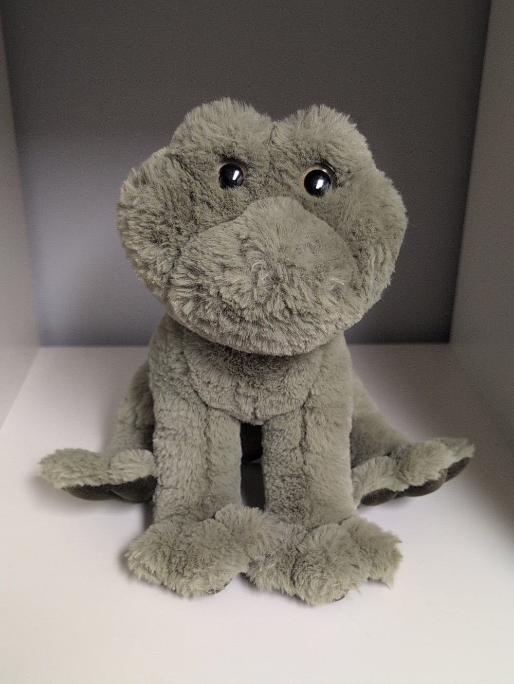 Douglas Cuddle Toys Finnie The Frog Soft Frog Collectible Plush